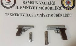 Samsun'da üzerlerinde ruhsatsız tabanca bulunan 2 kişi gözaltına alındı