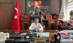 Hanönü'de Kaymakam ve Belediye Başkanı koltuklarına öğrenciler oturdu