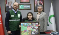 Öğrenciler Yeşilay Rize Şubesini ziyaret etti
