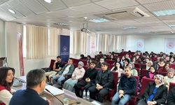 Demirkıran Tecrübelerini Öğrencilerle Paylaştı