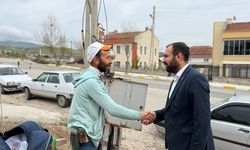 AK Partili Gençlerden 1 Mayıs Ziyaretleri
