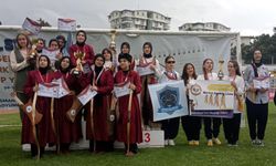 Buhara Kız AİHL'den Geleneksel Okçulukta Türkiye Finalleri Vizesi
