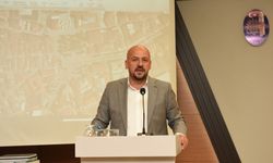 Yılmaz, Belediyeye Mültecilere Yardımı Sordu