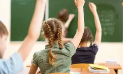 Ulusal Eğitim Bakanlığı Duyurdu! 3 Dersin İmtihanları İki Etapta Yapılacak