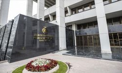 Türk Lirasını Destekleyen ve Krediye Erişimi Kolaylaştıran Sadeleşme Adımları Resmi Gazete'de