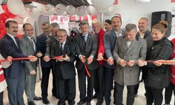 Artvin'de İhtiyaç Sahibi Üniversite Öğrencileri İçin Butik Açıldı