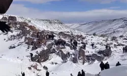 3 Kişinin Cesedine Ulaşıldı, Kayıp Bir Kişinin Aranmasına Devam Ediliyor