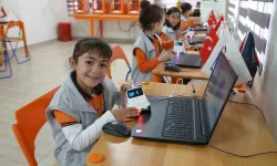 Bu İlçedeki Çocukların Yarısı Robotik Kodlama ve Yazılım Öğrendi....