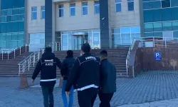 Kars’ta Uyuşturucuyu Vites Kutusuna Sakladılar
