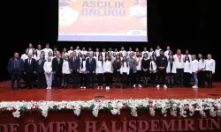 Niğde’de Aşçılık Kısmı Öğrencileri Önlük Giydi