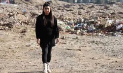 Ailesini ve Kızını Sarsıntıda Kaybetti, Eşi ve Öteki Çocuğu ile Hayata Tutunuyor