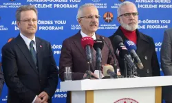 Bakan Uraloğlu: “Ankara-İzmir Süratli Tren Projesi 2026 Yılında Tamamlanacak”