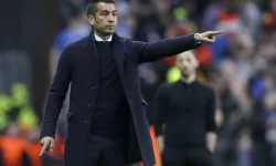 Beşiktaş’a Genesio’dan Olumsuz Haber Geldi, Rota Van Bronckhorst