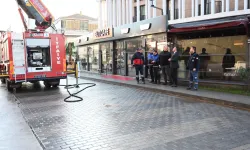 Biga’da Avm’de Çıkan Yangın Korkuttu