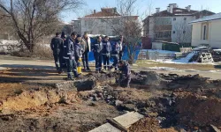 Patlayan Doğal Gaz Borusu Alev Aldı