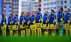 Turkcell Bayan Futbol Harika Ligi: Fenerbahçe Petrol Ofisi: 6 - Hakkarigücü Spor: 0