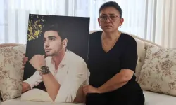 Zelzeleden Bu Yana Evladından Haber Alamayan Acılı Anne: “Her Kapı ve Telefon Çaldığında O Geldi Zannediyorum”