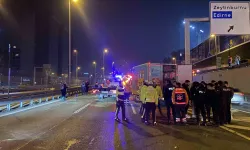 Zeytinburnu E-5 Karayolu’nda Lüks Araba Yol Bakım Aracına Çarptı: 5 Yaralı