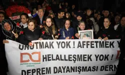 Adana’da Zelzelenin Yıl Dönümde Gözyaşları Sel Oldu