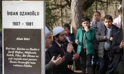 Çanakkale Türküsü’nün Muharriri Halk Ozanı İhsan Ozanoğlu Kabri Başında Anıldı