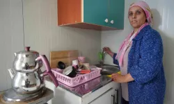Her Gece Zelzele Olacak Dehşetiyle Uyuyor