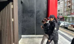 Kendilerini Polis ve Savcı Olarak Tanıtıp Binlerce Lira Dolandırdılar