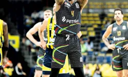 Petkimsporlu Efianayi, Attığı Sayılarla Doruğa Oynuyor
