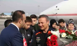 Türk Astronot Alper Gezeravcı Yurda Döndü
