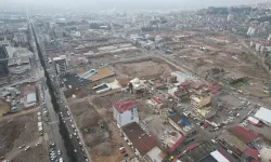Zelzelenin Merkez Üssünde Ağır Hasarlı Binaların Yıkımı Yüzde 91 Tamamlandı