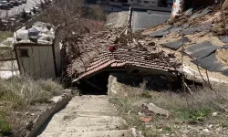 Ankara’da İstinat Duvarı Gecekondunun Üzerine Çöktü