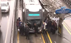 Avcılar’da İki Metrobüs Çarpıştı: 5 Yaralı