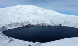 Aygır Gölü Tekrar Beyaza Büründü