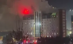 Esenyurt’ta 11 Katlı Rezidansta Korkutan Yangın: Mahsur Kalan 40 Kişi İtfaiye Gruplarınca Kurtarıldı