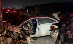 Eskişehir’de Feci Kaza: 190 Kilometre Süratle Direğe Çarpan Arabanın Şoförü Hayatını Kaybetti