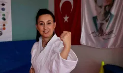 Serebral Palsili Pınar, ’Para Karate’ ile Hayata Tutunup Türkiye 2.’Si Oldu