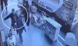 Sokakta Husumetlisinin Başına Taşla Vuran Zanlı Tutuklandı