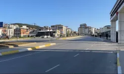 Sultanbeyli’de Arabanın Çarptığı Kız Çocuğu Metrelerce Savruldu, Kaza Anı Kamerada