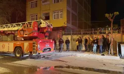 Avcılar’da 4 Katlı Binanın 1. Katında Çıkan Yangında Mahsur Kalan 11 Kişi Kurtarıldı