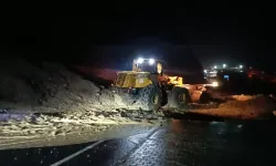 Hakkari’de Sağanak Yağış Tesirli Oluyor