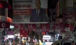 Yasaklar Başladı, Pankart ve Afişler Söküldü