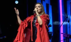 19 Mayıs Gençlik Şenliği Downtown’da Doyasıya Yaşandı, Demet Akalın Sevenlerini Hayran Bıraktı