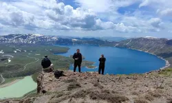 Dünyanın İkinci Büyük Krateri Olan Nemrut, Doruktan Görüntülendi