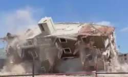 6 Katlı Bina Yerle Bir Oldu, O Anlar Kamerada