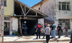 Ev Eşyası Deposunda Yangın