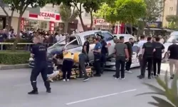 Adana’da Kamyonet Polis Aracının Üzerine Uçtu: 2 Yaralı