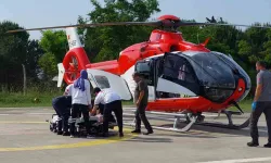 Ambulans Helikopterler Erken Doğum Riski Olan Genç Bayan İçin Havalandı