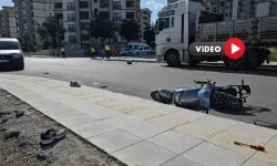 Hafif Ticari Araçla Motosiklet Çarpıştı
