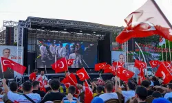 Keçiören’de Vatandaşlar Türkiye A Ulusal Futbol Grubunun Maçını Dev Ekranda İzledi