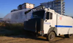 Polis Toma ile Yangına Müdahale Etti