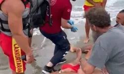 Boğulma Olayına Giden Cankurtaran Denetimindeki Jet Ski Takla Attı: 2 Cankurtaran Yaralandı